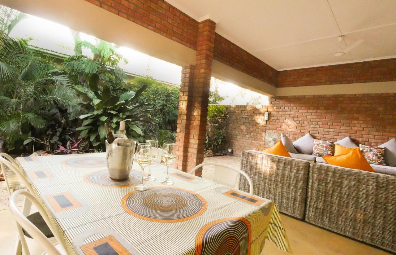 Victoria Falls Holiday Home Экстерьер фото